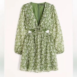 Abercrombie & Fitch Long Sleeve Cut Out Mini Dress NWT Green Floral Size Small